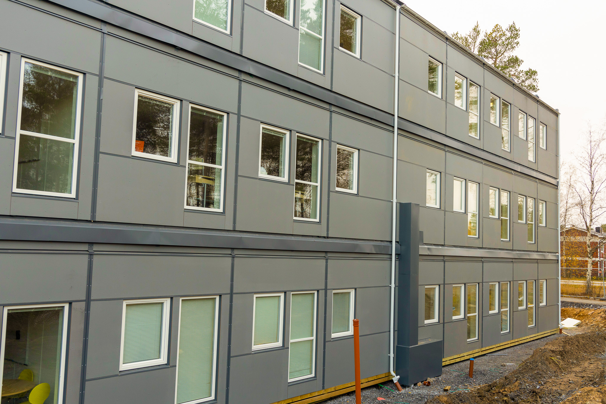 Skolmoduler från Expandia i flera våningsplan, flexibel och modern modullösning med ljusa klassrum och effektiv planlösning.